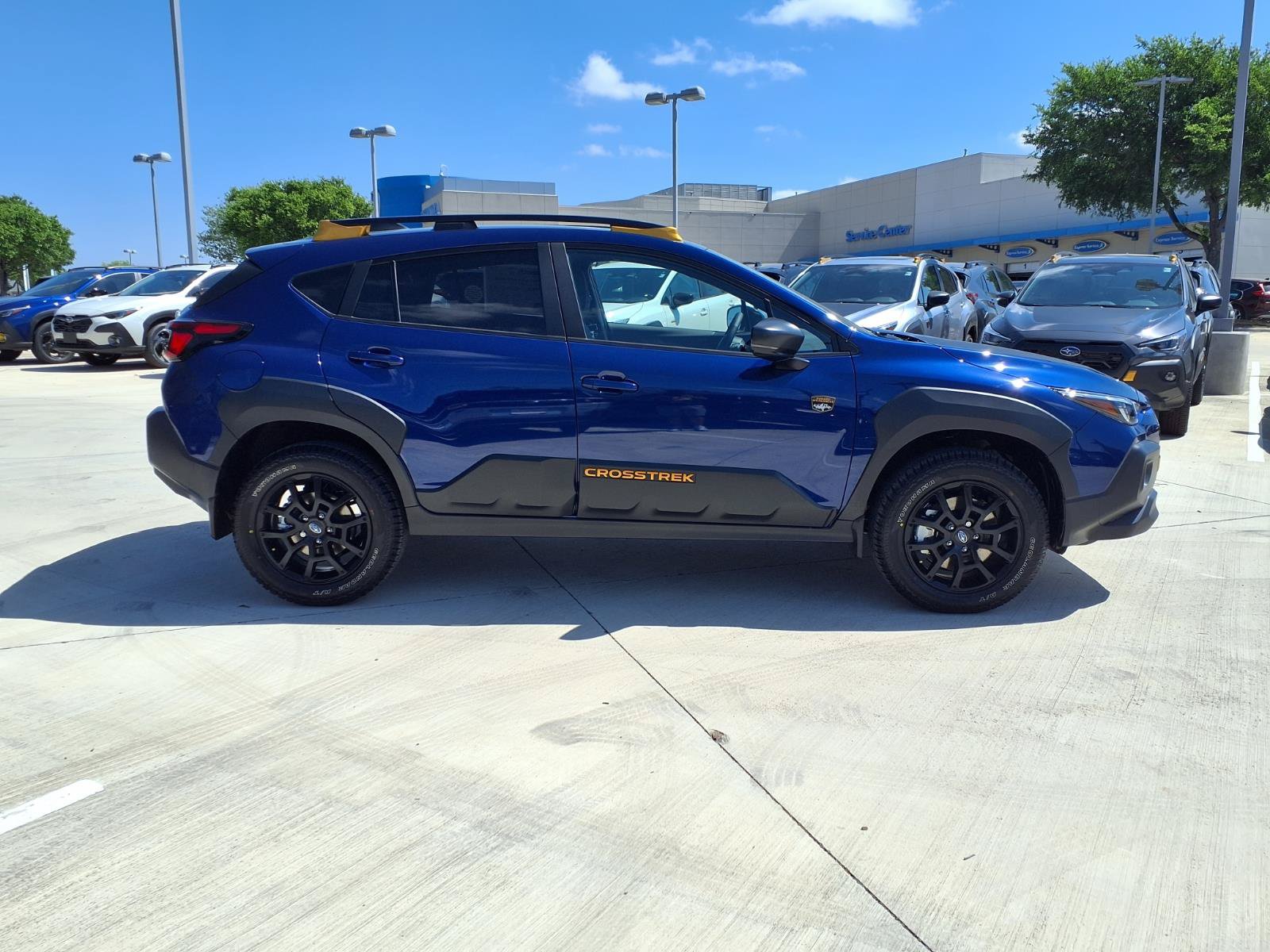 Used 2026 Subaru Crosstrek 2.5i Wilderness w/ Crosstrek Mirror Package AWD/4WD image 8