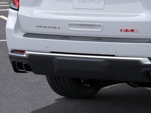New 2026 GMC Yukon XL Denali w/ Sun & Power Step Package AWD/4WD image 14
