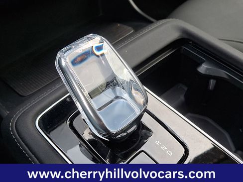 Certified 2025 Volvo XC90 B5 Plus image 16