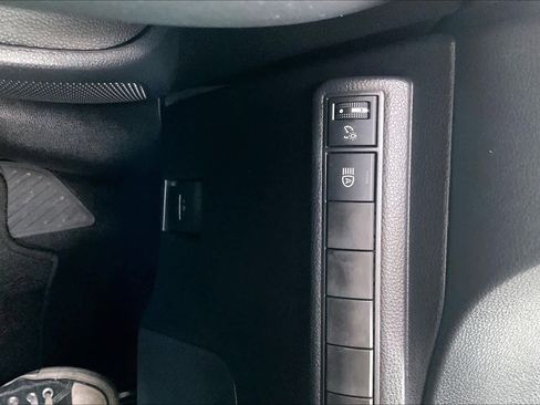 Used 2026 Toyota Corolla LE FWD image 33