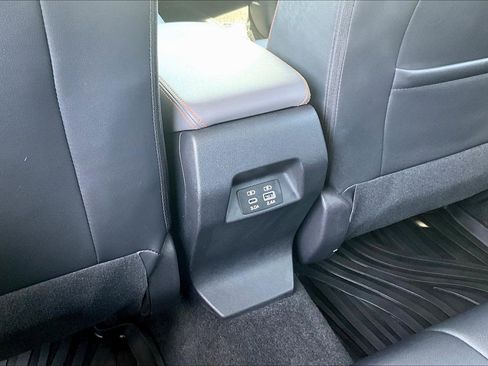 Used 2024 Subaru Crosstrek 2.5i Limited w/ Crosstrek Mirror Package AWD/4WD image 25