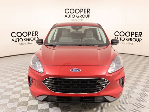 Used 2021 Ford Escape SE w/ SE Sport Appearance Package FWD image 10