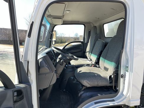 New 2024 Chevrolet Low Cab Forward image 3