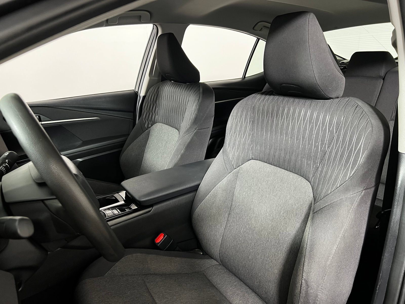 Certified 2025 Toyota Camry LE FWD image 13