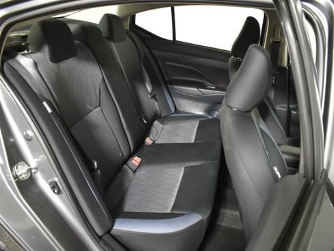 Used 2025 Nissan Versa SV w/ Trunk Package FWD image 28