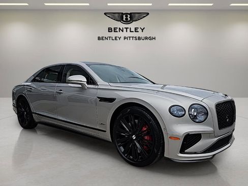 New 2025 Bentley Flying Spur Plug-In Hybrid image 3