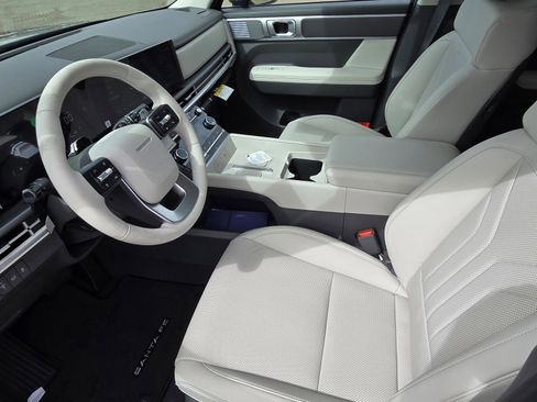 New 2026 Hyundai Santa Fe SE image 17
