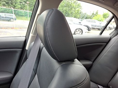 Used 2012 Acura TSX Sedan FWD image 17