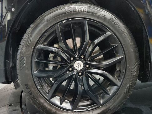 Used 2019 Maserati Levante AWD/4WD image 24