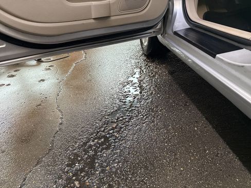 Used 2009 Ford Fusion SEL image 13