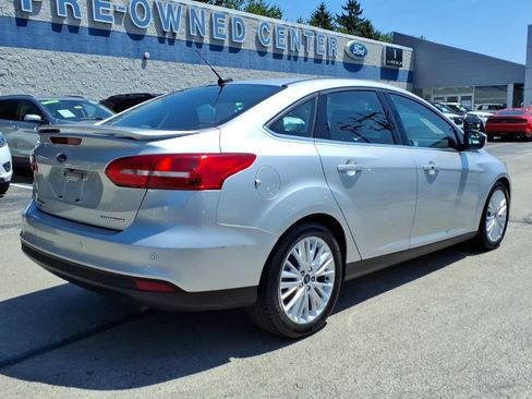 Certified 2018 Ford Focus Titanium FWD image 4