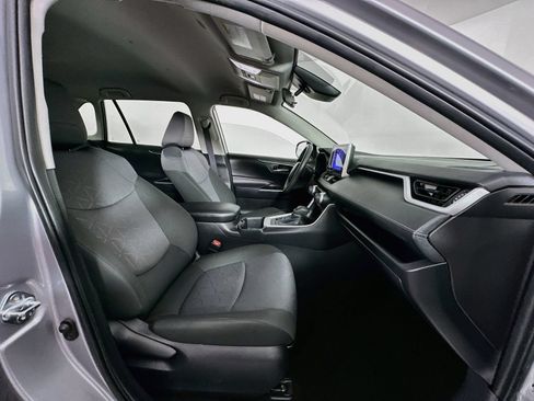 Certified 2025 Toyota RAV4 XLE AWD/4WD image 27