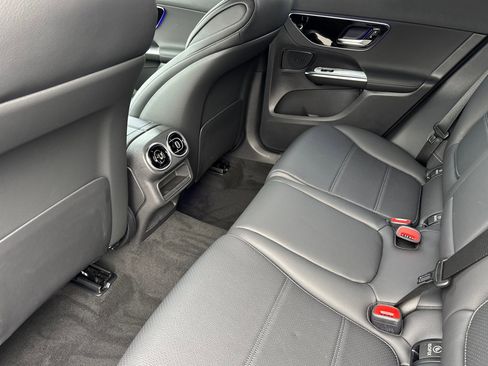 New 2026 Mercedes-Benz GLC 300 4MATIC image 12