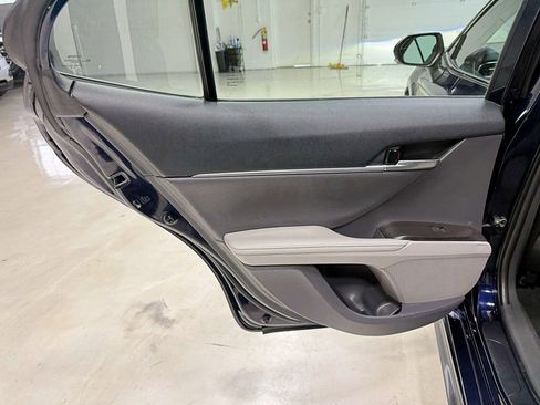 Used 2022 Toyota Camry XSE image 38