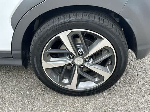 Used 2020 Hyundai Kona Ultimate AWD/4WD image 5