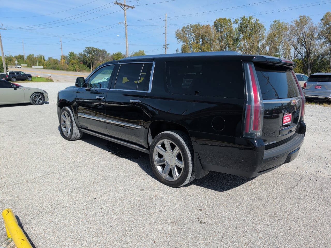 Used 2017 Cadillac Escalade ESV Premium Luxury AWD/4WD image 28