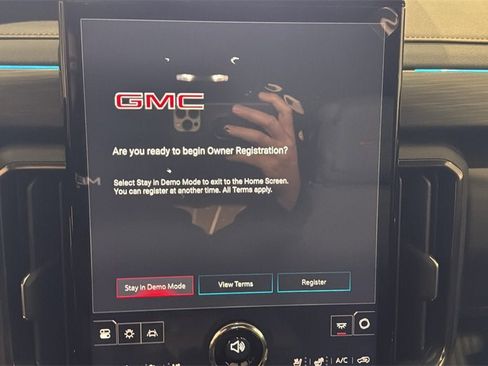 New 2026 GMC Acadia AT4 w/ Luxury Package image 27