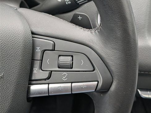 Used 2023 Cadillac XT4 Luxury w/ Cold Weather Package AWD/4WD image 26