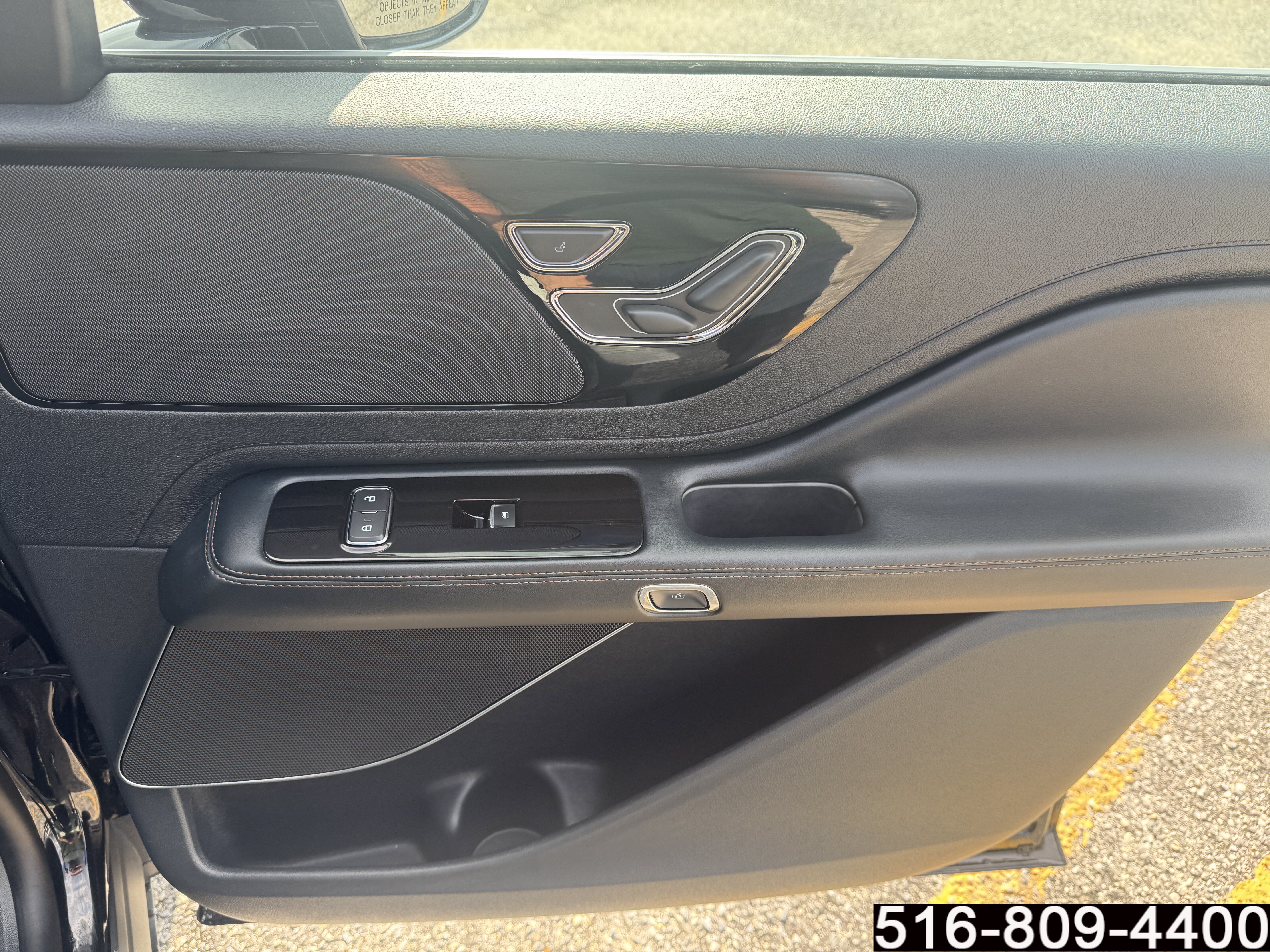 Used 2026 Lincoln Aviator AWD image 30