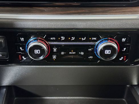 Used 2022 GMC Sierra 1500 SLT w/ SLT Premium Plus Package image 16