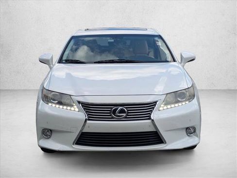 Used 2013 Lexus ES 350 w/ Luxury Pkg FWD image 2