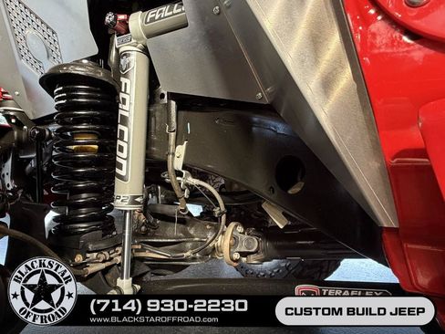 Used 2025 Jeep Wrangler Unlimited Rubicon AWD/4WD image 36