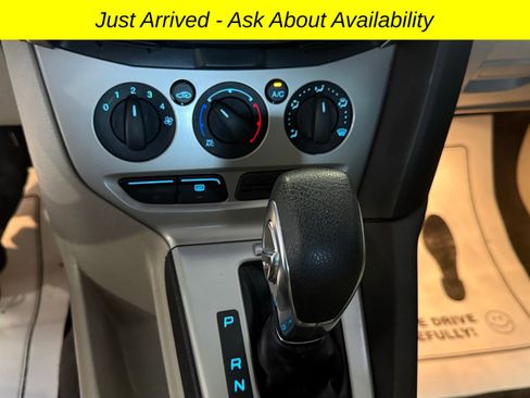 Used 2014 Ford Focus SE image 30