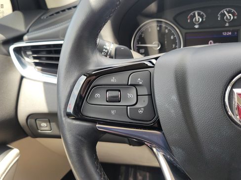 Used 2022 Buick Enclave Essence FWD image 20