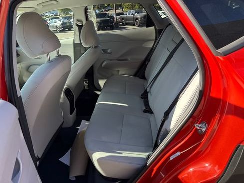Used 2025 Hyundai Kona SEL AWD/4WD image 13