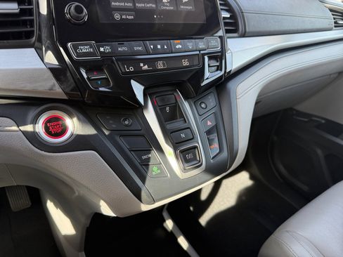 Used 2018 Honda Odyssey EX-L image 13