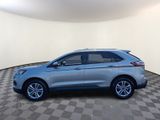 Used 2019 Ford Edge SEL w/ Equipment Group 201A image 4
