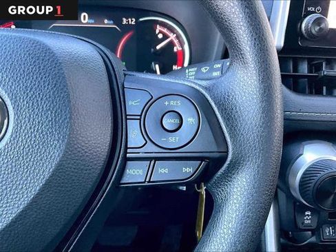 Certified 2025 Toyota RAV4 LE image 24