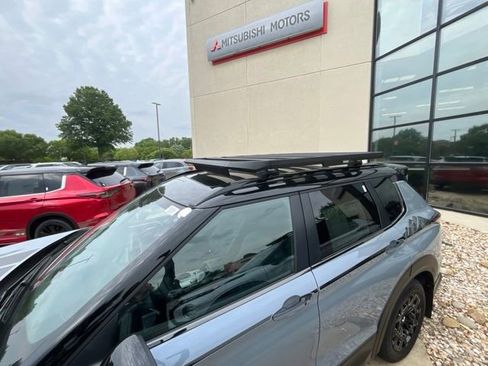 New 2026 Mitsubishi Outlander AWD image 15