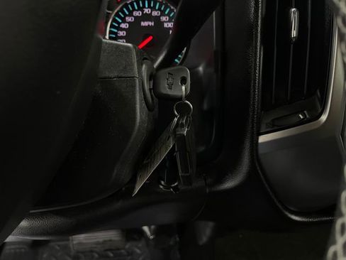 Used 2017 Chevrolet Silverado 1500 LT w/ All Star Edition image 19