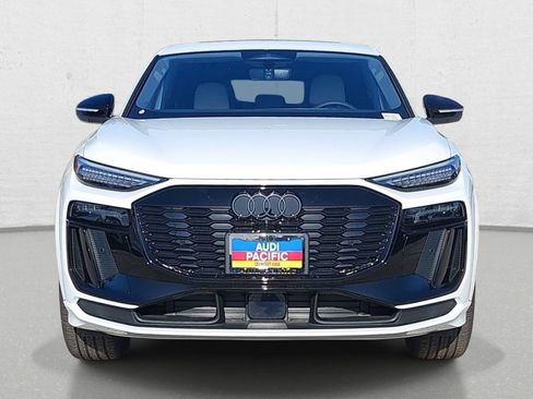 New 2027 Audi Q6 e-tron Premium Plus AWD/4WD image 2