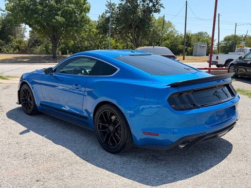 Used 2019 Ford Mustang Premium w/ Equipment Group 201A RWD image 5
