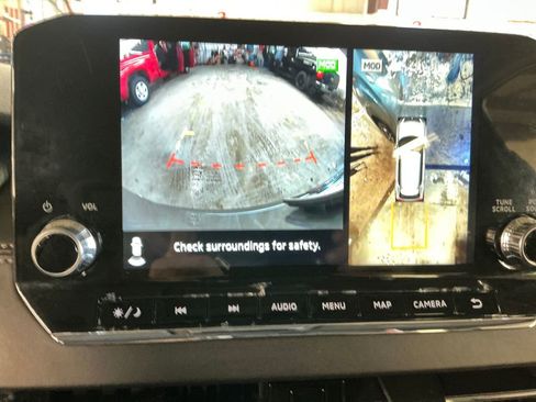 Used 2024 Mitsubishi Outlander SE image 23