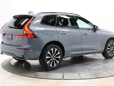 Used 2024 Volvo XC60 B5 Plus AWD/4WD image 4