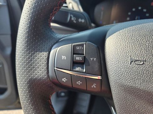 Used 2025 Ford Escape ST-Line FWD image 10
