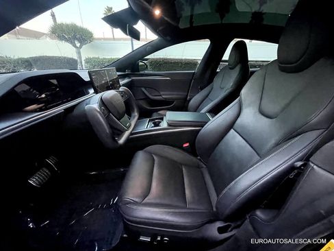 Used 2022 Tesla Model S Plaid image 25