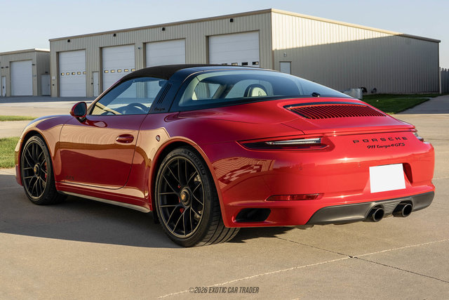 Used 2018 Porsche 911 Targa 4 GTS AWD/4WD image 15