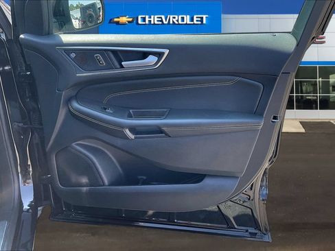Used 2022 Ford Edge Titanium w/ Equipment Group 301A AWD/4WD image 29