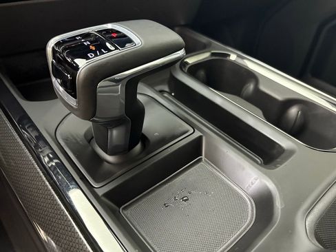 Used 2025 Chevrolet Silverado 1500 ZR2 w/ Technology Package image 36