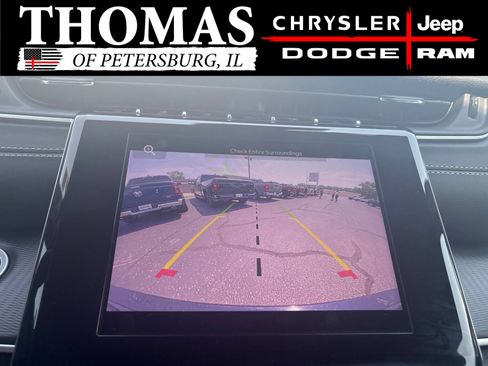 Used 2024 Jeep Grand Cherokee Altitude AWD/4WD image 18