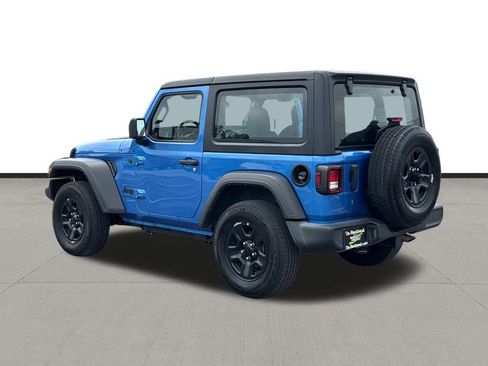 Certified 2022 Jeep Wrangler Sport AWD/4WD image 7