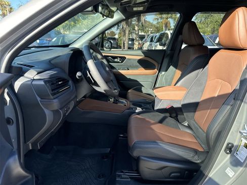 Used 2025 Subaru Forester Touring image 13