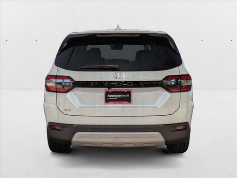 New 2025 Honda Pilot EX-L image 8