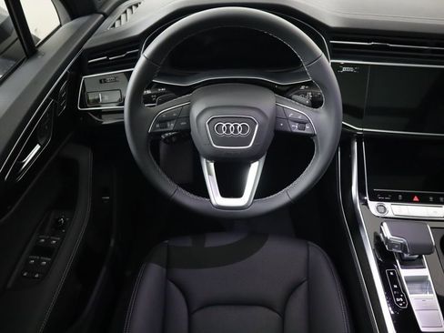 Used 2026 Audi Q7 3.0T Premium Plus image 11