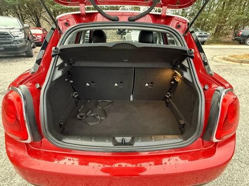 Used 2015 MINI Cooper 4-Door Hardtop image 19