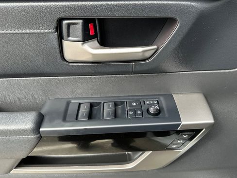 Used 2025 Toyota Tundra Limited image 11